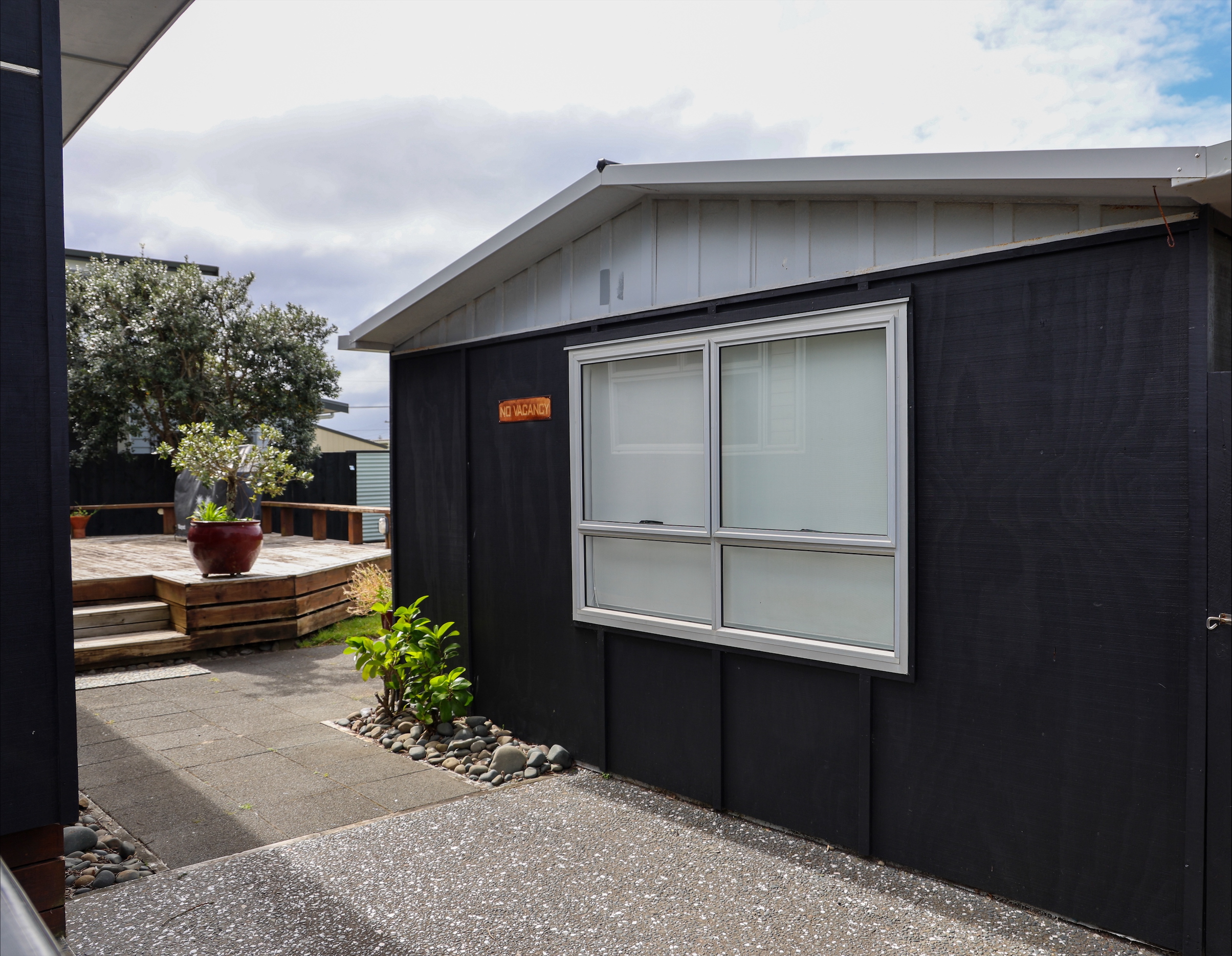 Sandy Toes on Sylvia