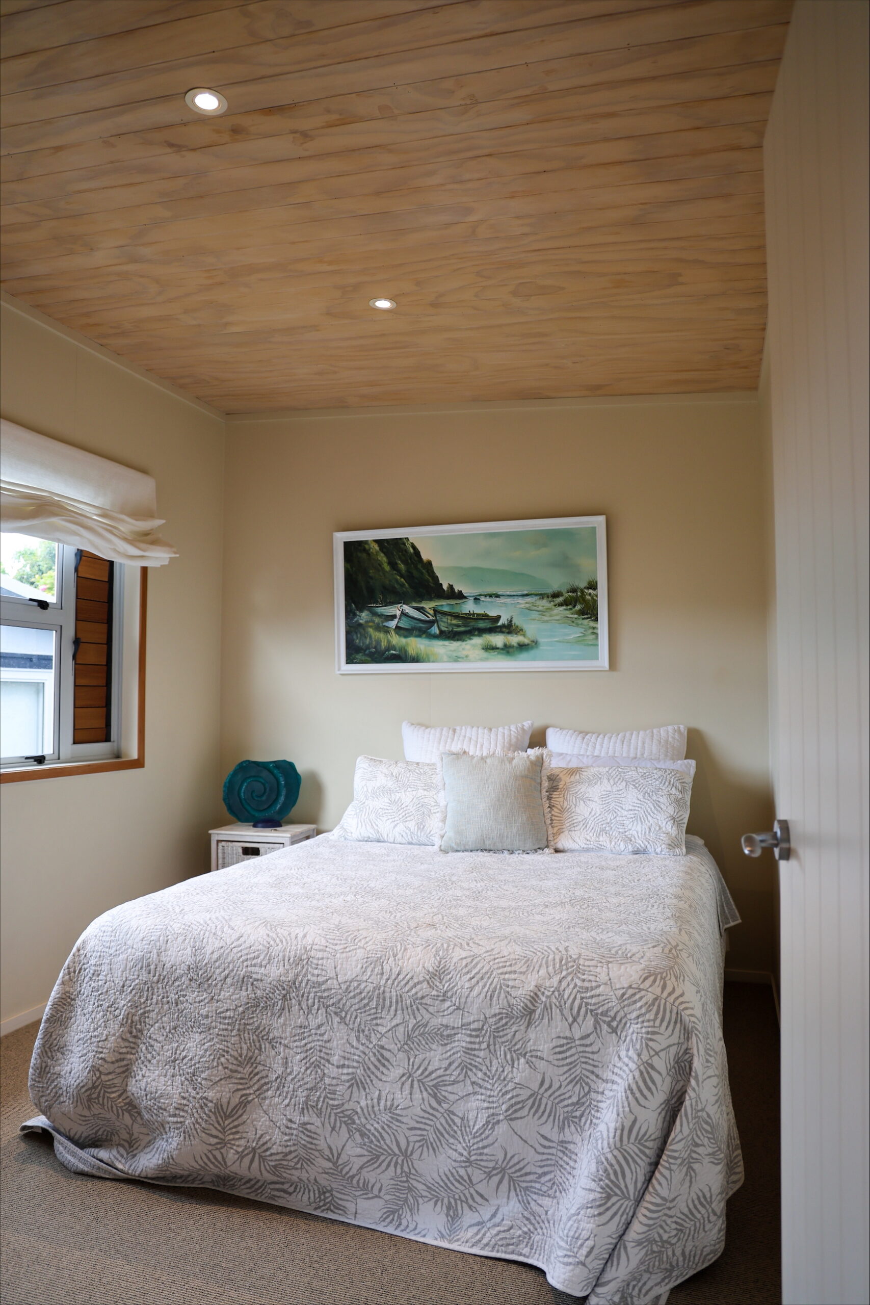 Sandy Toes on Sylvia