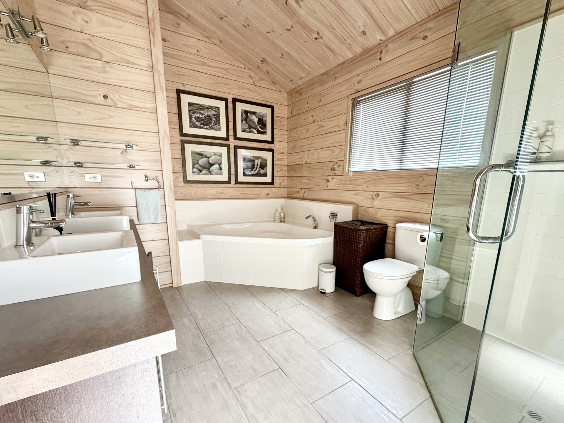 Pauanui Parkside Retreat