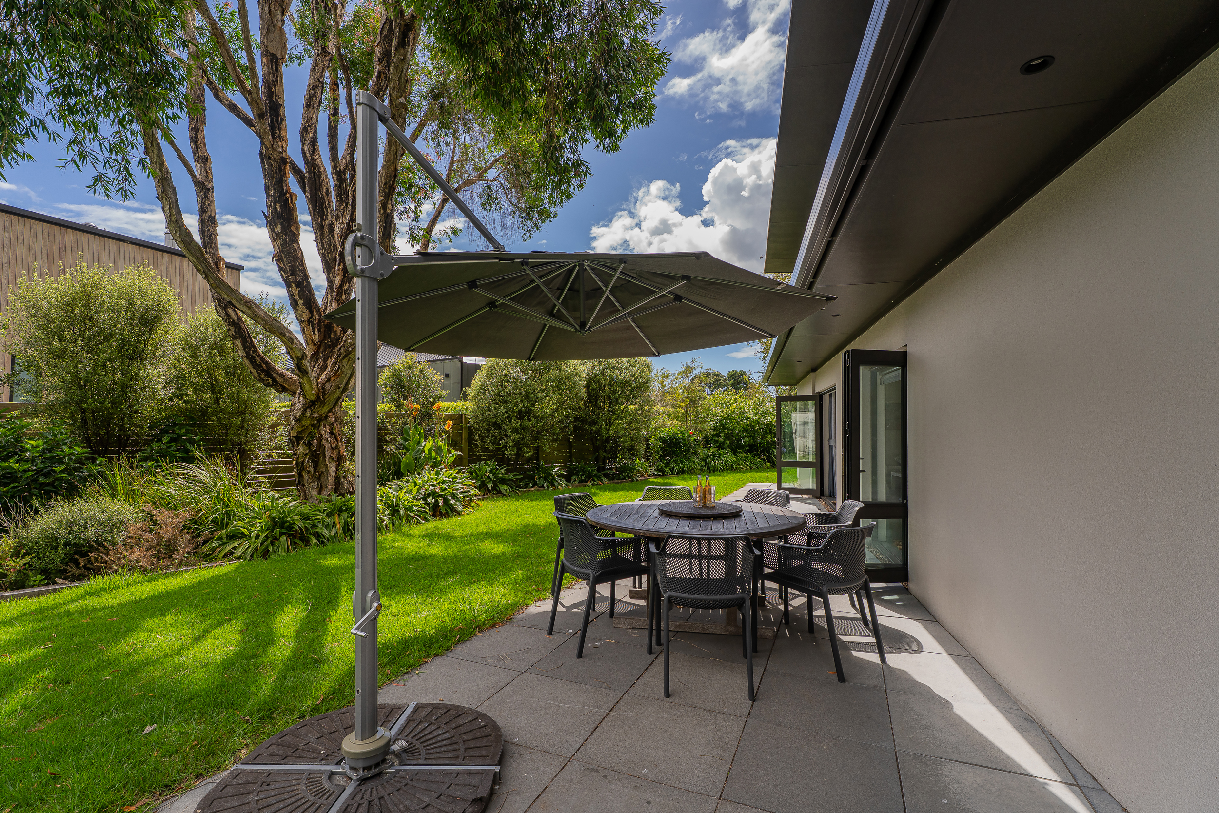 Beach Access Retreat – Cooks Beach