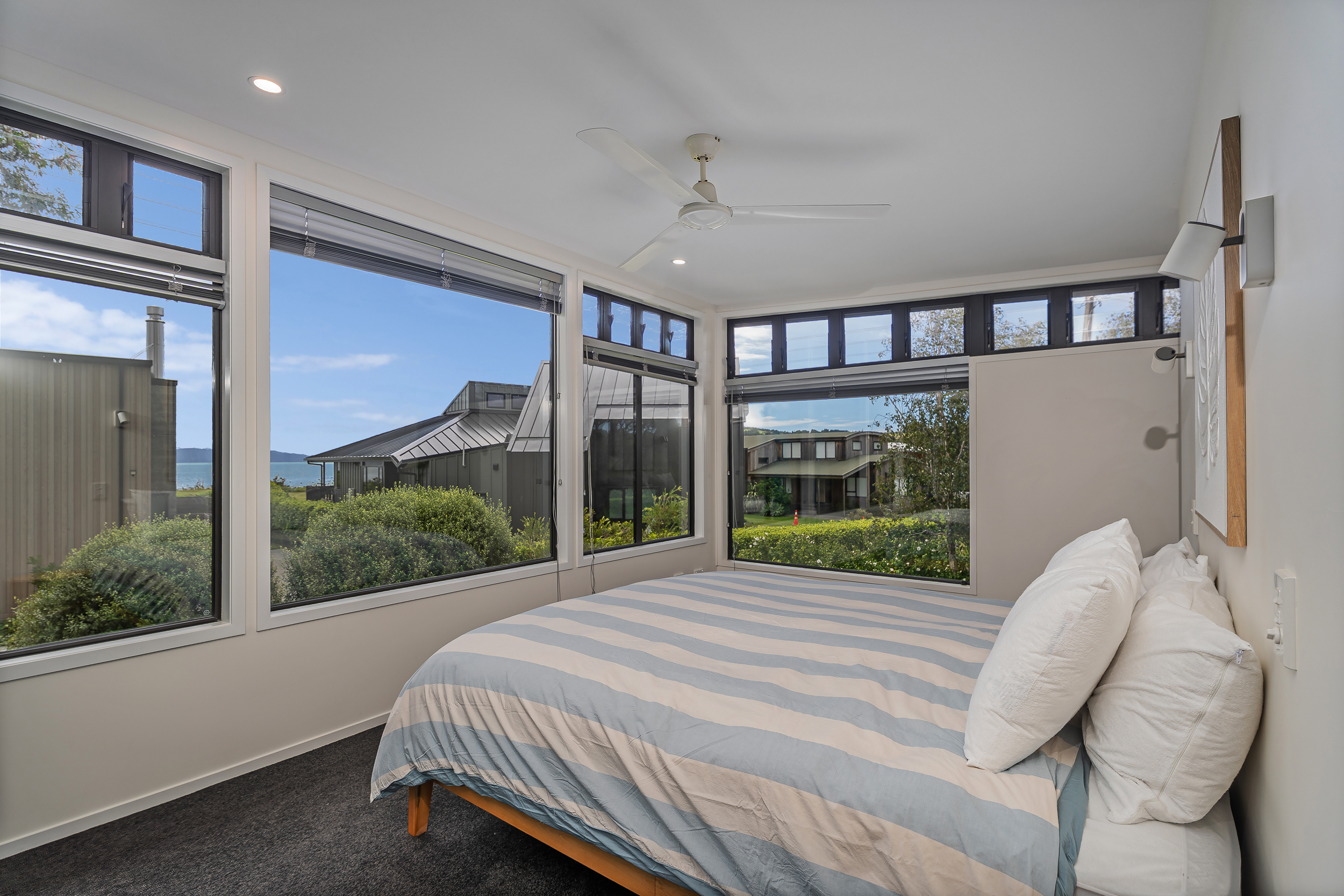 Beach Access Retreat – Cooks Beach