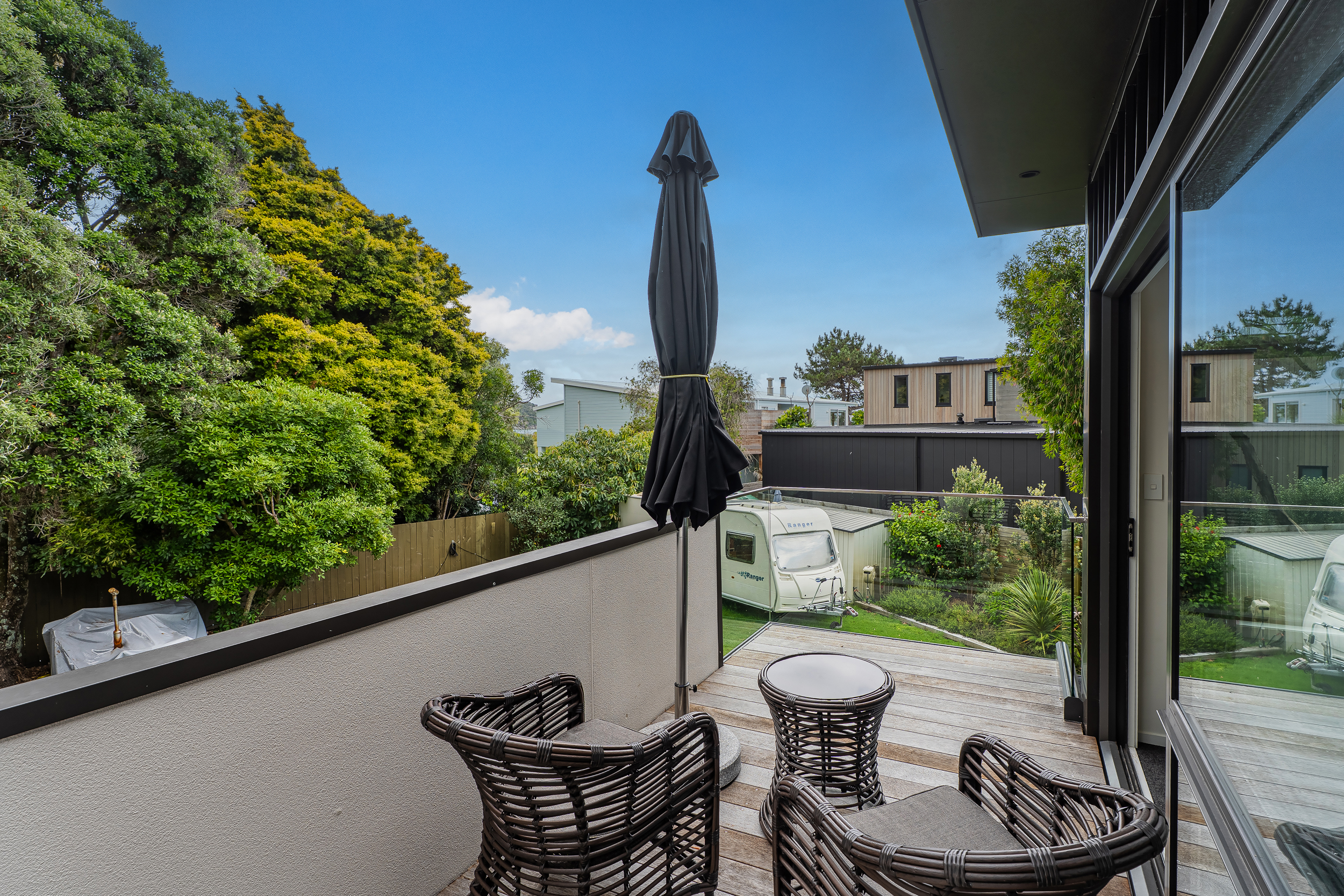 Beach Access Retreat – Cooks Beach