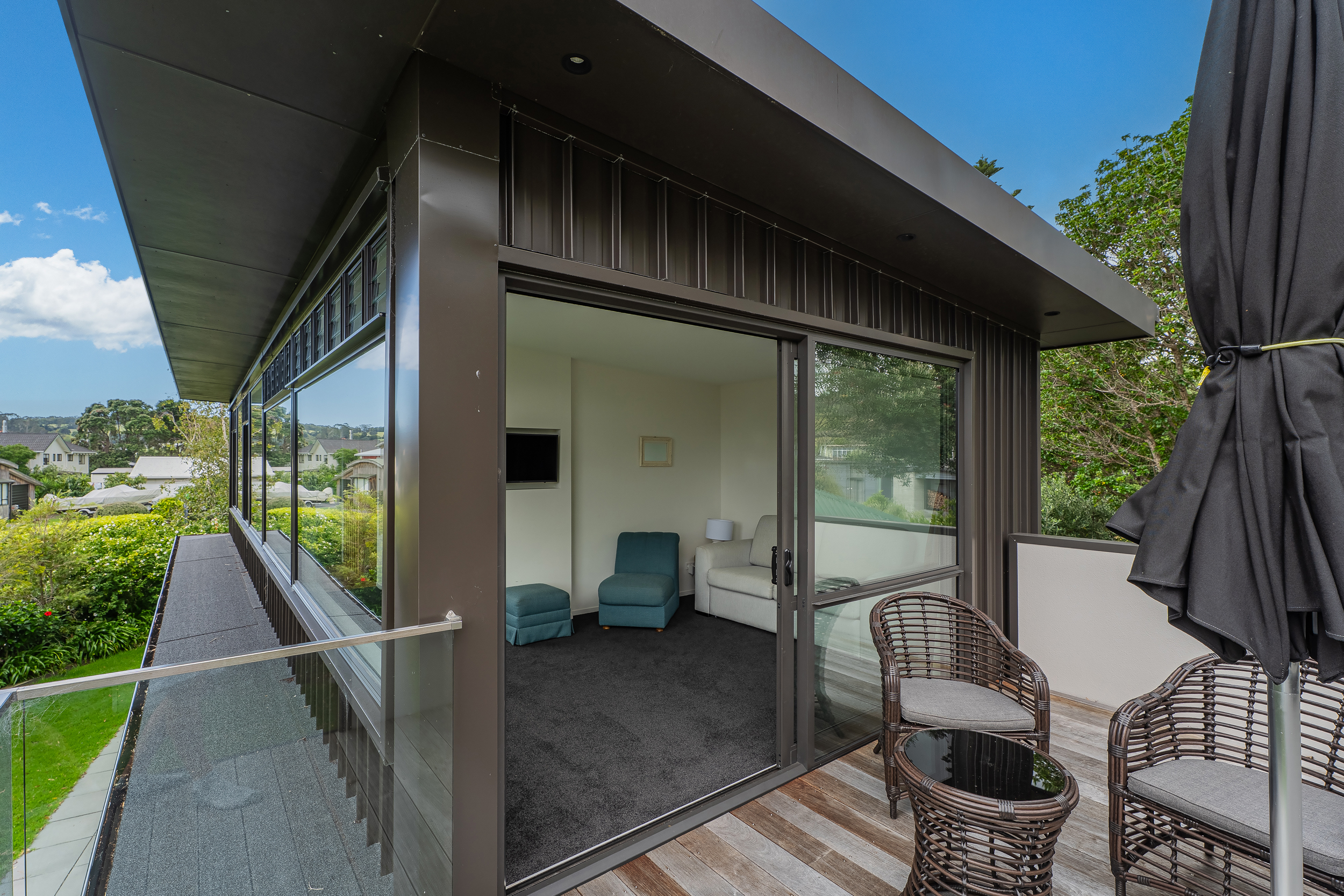 Beach Access Retreat – Cooks Beach