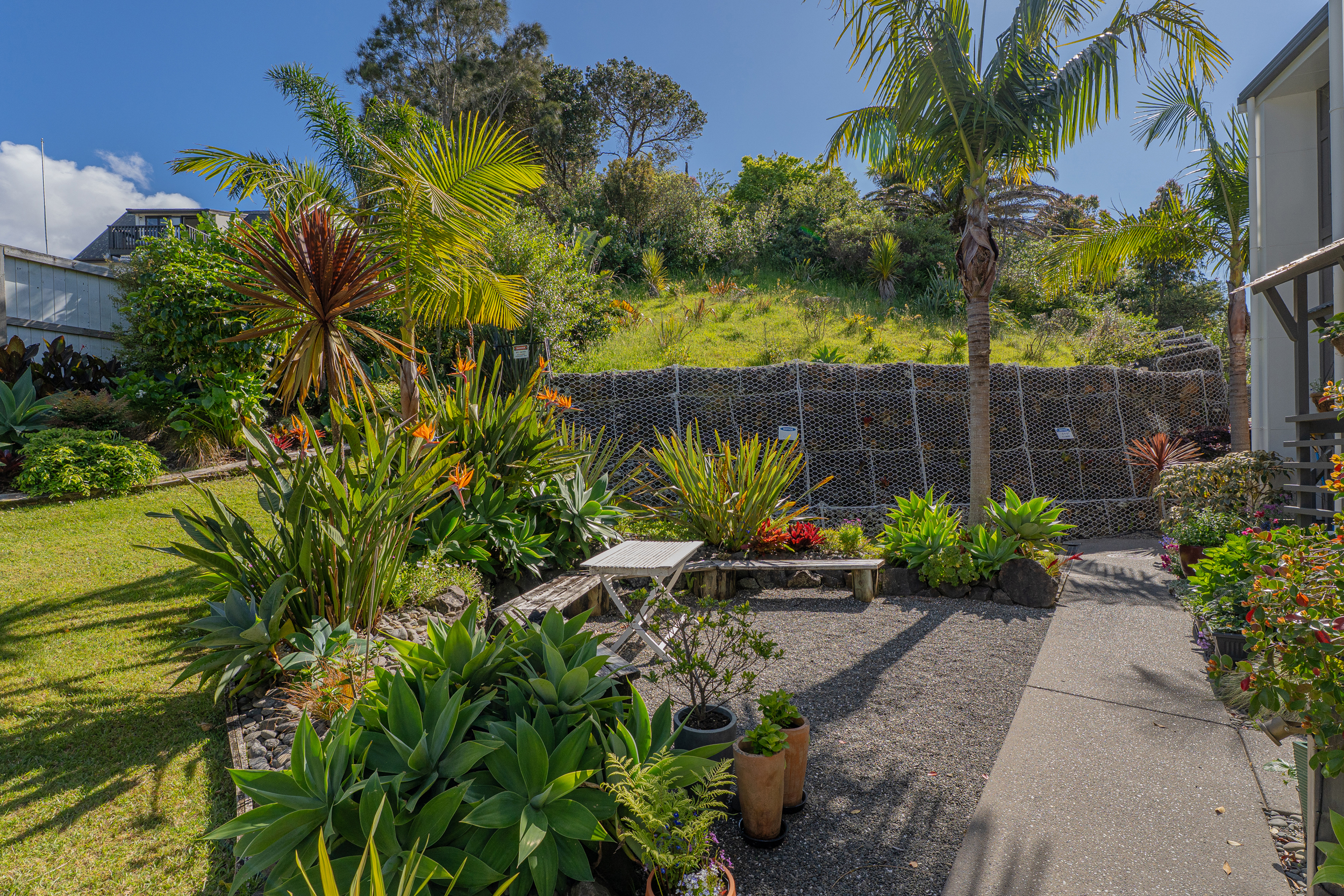Pacific Palms Apartment